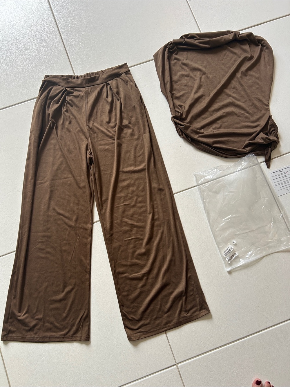 Never worn Women's Wide-Leg Lounge Pants in Chocolate Brown